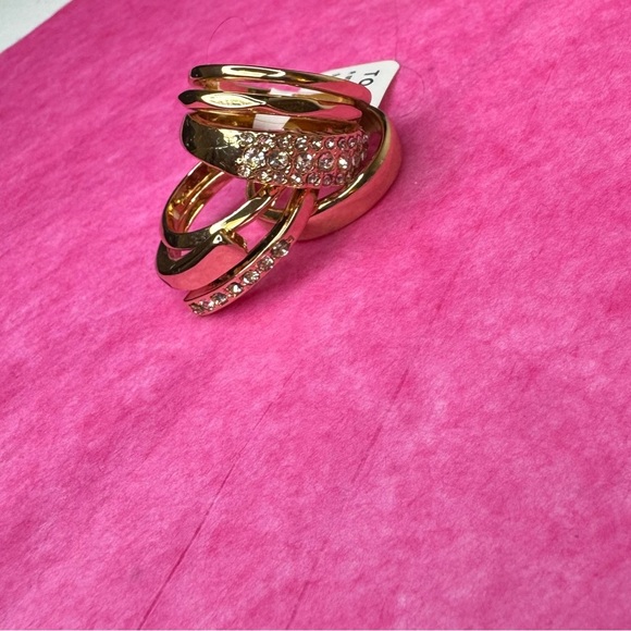 NWT Gold stack set of rings size 9 - Picture 1 of 2